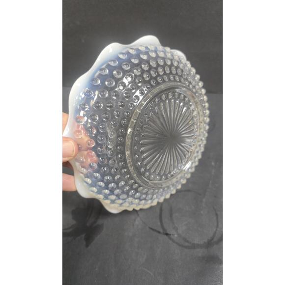 Vintage Moonstone Hobnail Opalescent Glass Ruffled Edge Bowl Dish Clear White - Picture 3 of 6